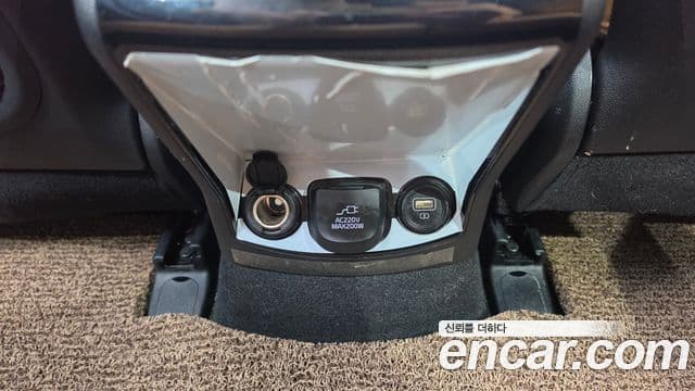 Kia Sorento 2023 — Photo 30/39
