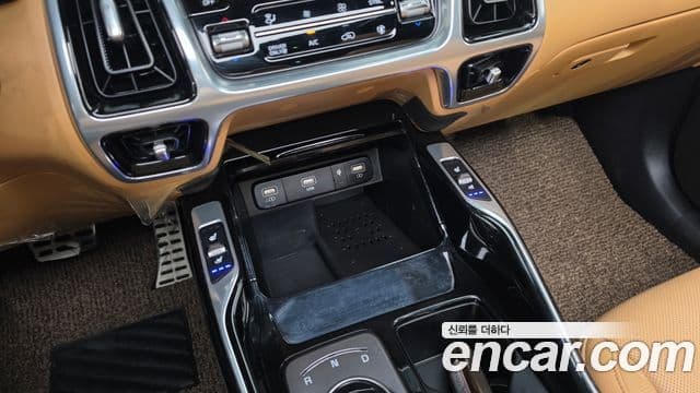 Kia Sorento 2023 — Photo 31/39