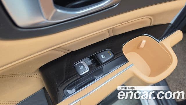 Kia Sorento 2023 — Photo 18/39