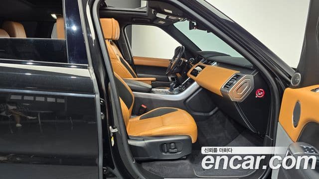 Land Rover Range Rover Sport 2018 — Şəkil 10/36