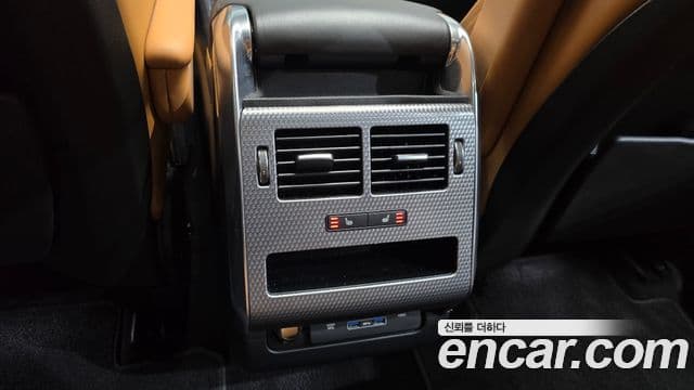 Land Rover Range Rover Sport 2018 — Şəkil 17/36