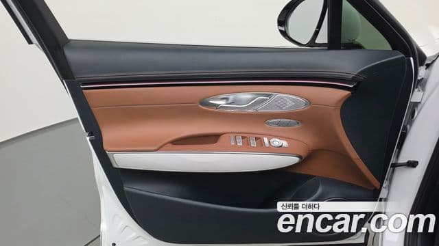Genesis GV70 2025 — ფოტო 33/41