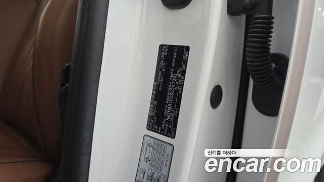 Genesis GV70 2025 — ფოტო 25/41