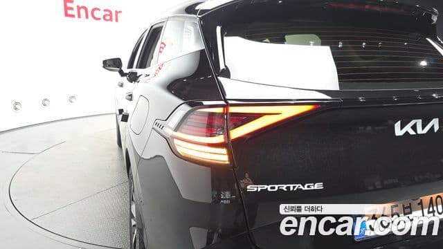 Kia Sportage 2022 — Şəkil 8/35
