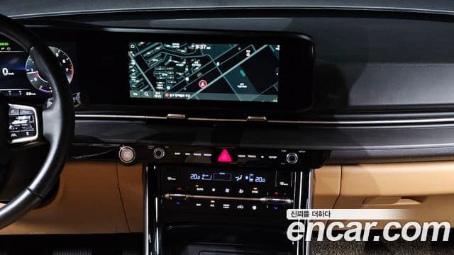 Kia Carnival 2021 — Фото 14/20