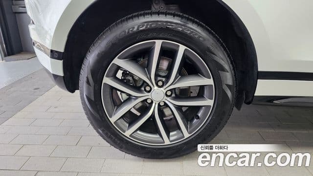 Land Rover Range Rover Evoque 2025 — ფოტო 33/33