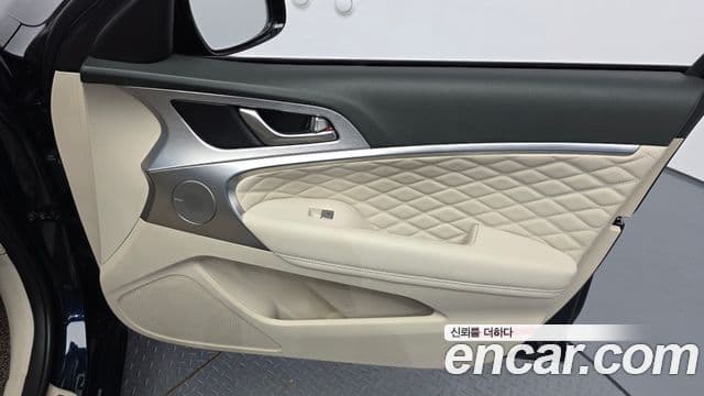 Genesis G70 2020 — Photo 4/31
