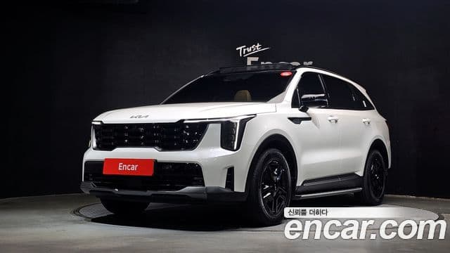 Kia Sorento 2024 — Фото 1/20