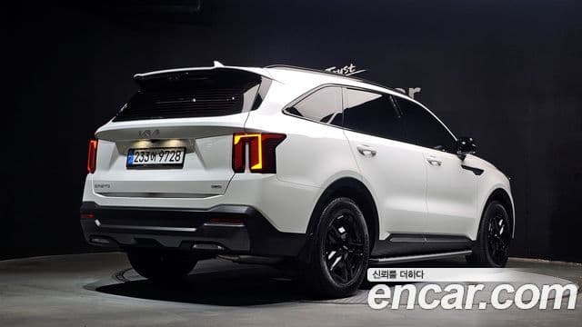 Kia Sorento 2024 — Фото 2/20