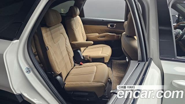Kia Sorento 2024 — Фото 11/20