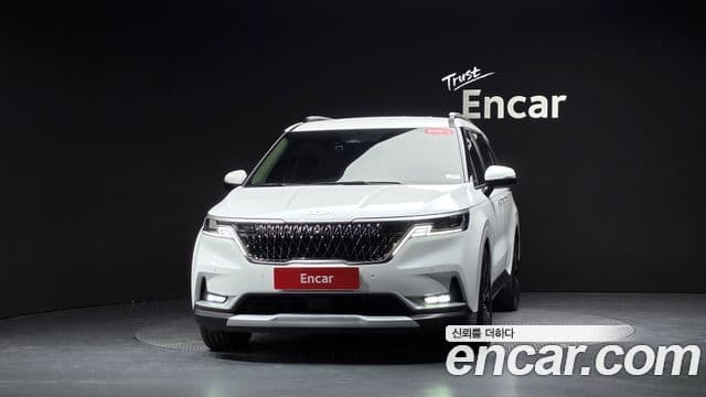Kia Carnival 2022 — Фото 3/20