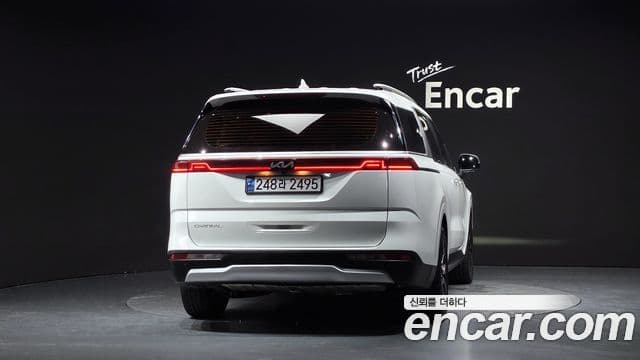 Kia Carnival 2022 — Фото 4/20