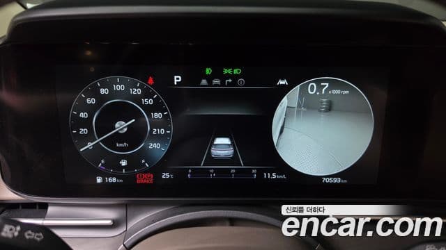 Kia Carnival 2022 — Фото 8/20