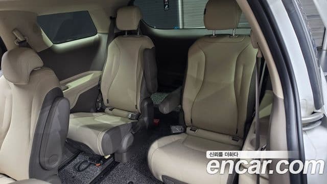 Kia Carnival 2022 — Фото 12/20