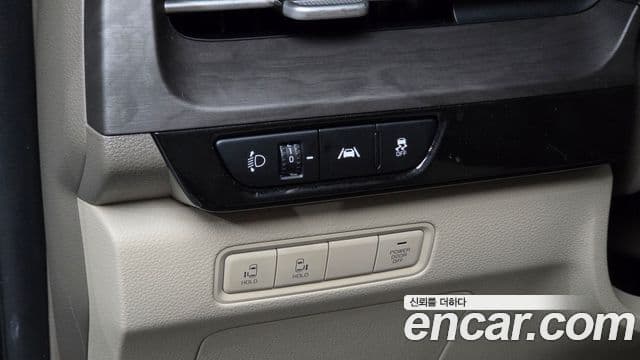 Kia Carnival 2022 — Фото 17/20