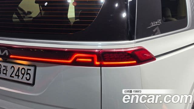 Kia Carnival 2022 — ფოტო 12/30