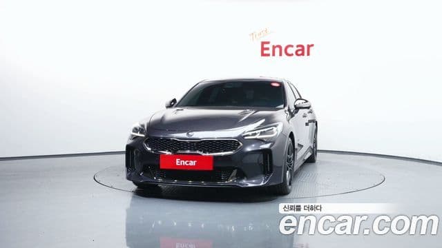 Kia Stinger 2020 — Фото 3/20