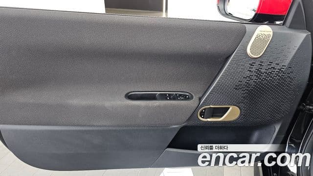 Mini Cooper Electric 2025 — Photo 5/31