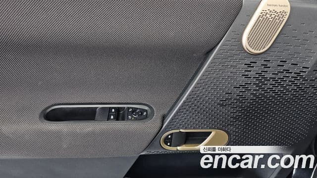 Mini Cooper Electric 2025 — Photo 26/31