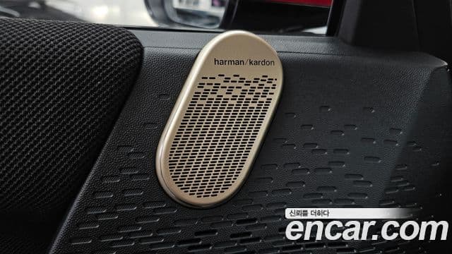 Mini Cooper Electric 2025 — Photo 18/31