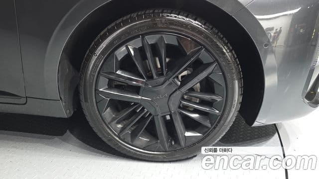 Kia K8 2025 — Photo 11/33