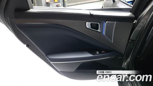 Kia K8 2025 — Photo 20/33
