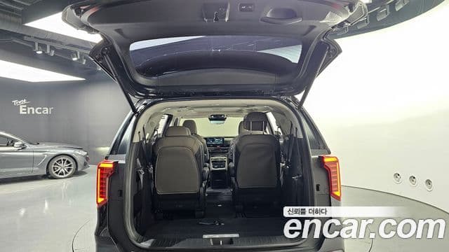Kia Carnival 2024 — Фото 20/20
