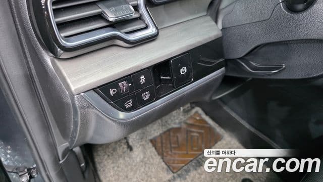 Kia Sportage 2024 — Фото 18/20