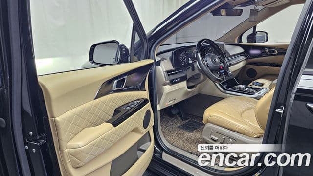 Kia Carnival 2021 — Фото 10/20