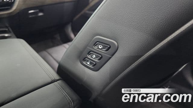 Kia K8 2022 — ფოტო 31/34