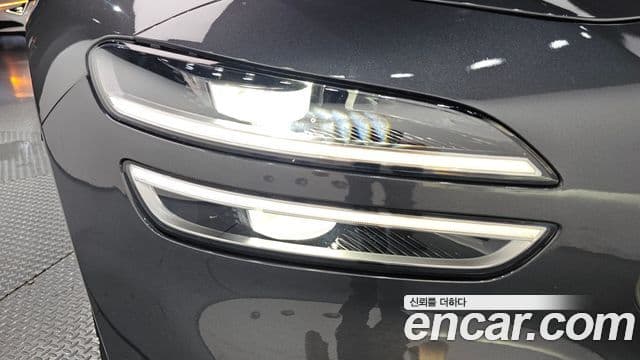 Genesis G70 2021 — ფოტო 34/35
