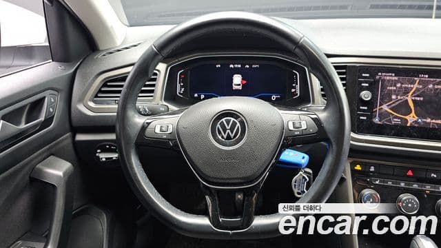 Volkswagen T-Roc 2021 — Фото 12/20