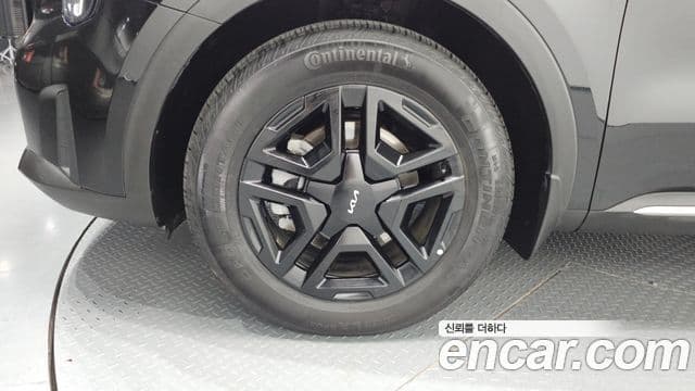 Kia Sorento 2024 — Фото 5/20