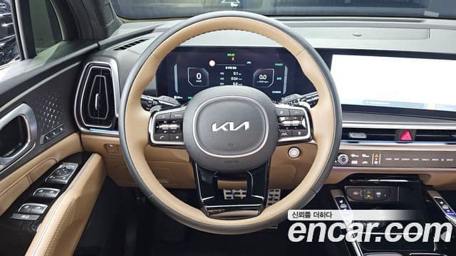 Kia Sorento 2024 — Фото 13/20