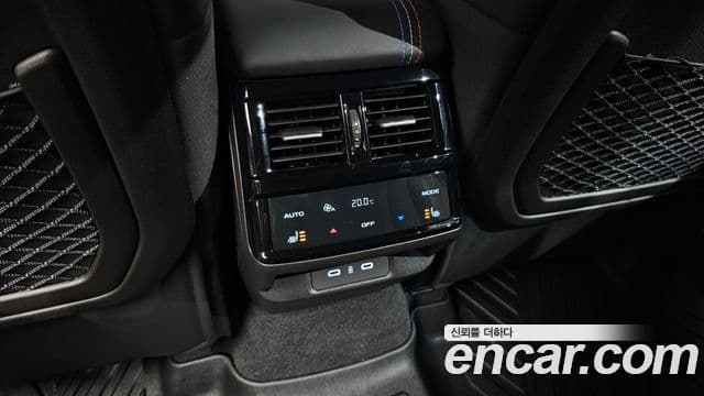 Renault Samsung Grand Koleos 2025 — Фото 19/20