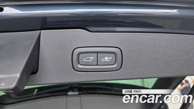 Volvo V60 Cross Country 2022 — Şəkil 14/34