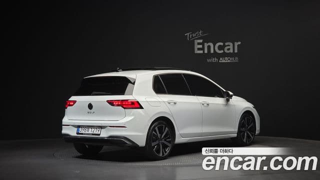 Volkswagen Golf 2026 — Photo 30/32