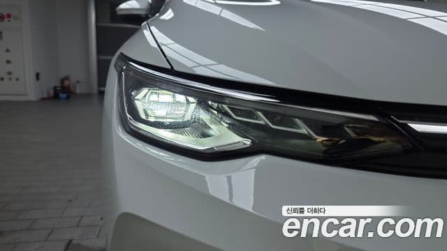 Volkswagen Golf 2026 — Photo 21/32
