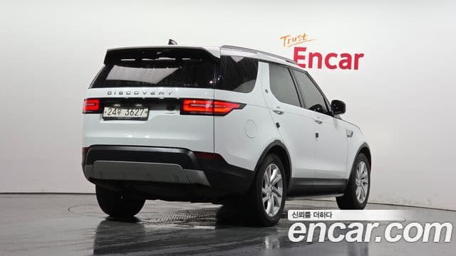 Land Rover Discovery 5 2018 — Фото 2/20