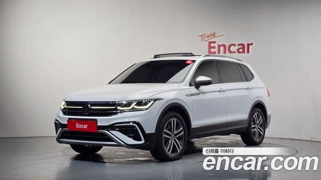 Volkswagen Tiguan Allspace 2022 — Фото 1/20
