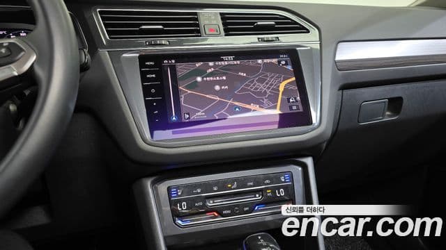 Volkswagen Tiguan Allspace 2022 — Фото 12/20