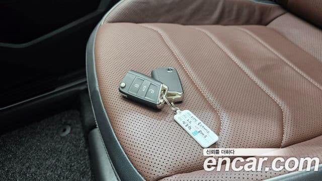 Volkswagen Tiguan Allspace 2022 — Фото 16/20
