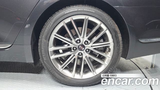 Kia The K9 2020 — Photo 23/34