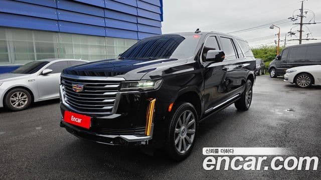 Cadillac Escalade 2022 — Фото 1/20