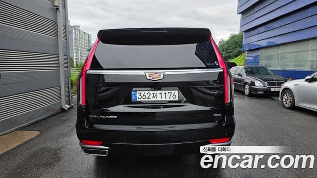 Cadillac Escalade 2022 — Фото 4/20