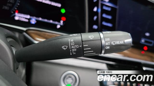 Cadillac Escalade 2022 — Photo 22/36