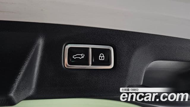 Kia Sorento 2023 — Фото 20/20