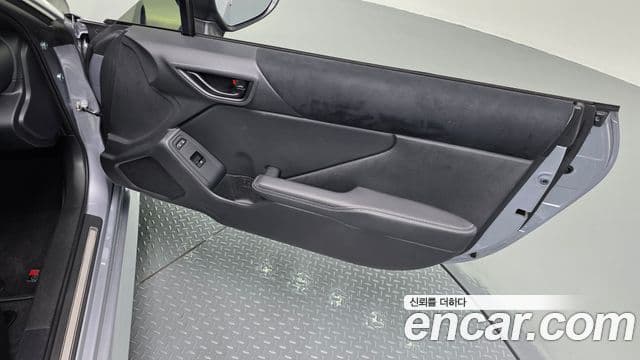 Toyota GR86 2023 — Photo 9/34