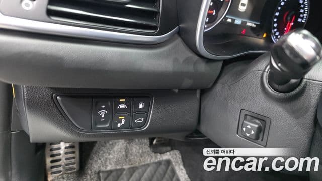 Genesis G70 2018 — Şəkil 28/34