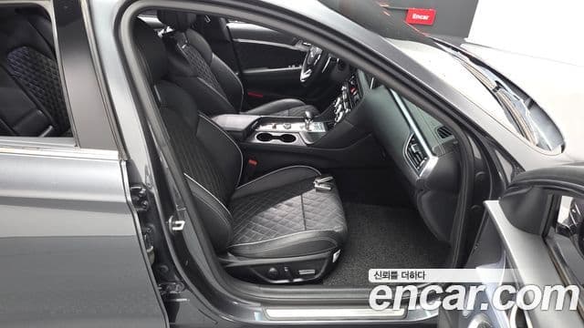 Genesis G70 2018 — Şəkil 26/34